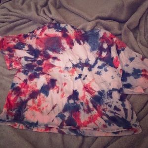 Tye-dye cropped shirt (blue red and purple)